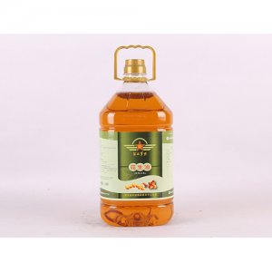 滿疆紅花生油桶裝