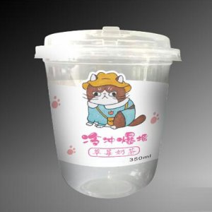 咔喏咔冷沖草莓奶茶