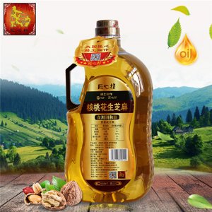 匠心坊核桃花生芝麻調(diào)和油瓶裝