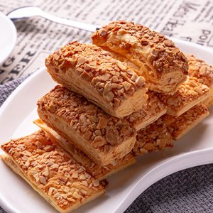 朱三豐杏仁松塔