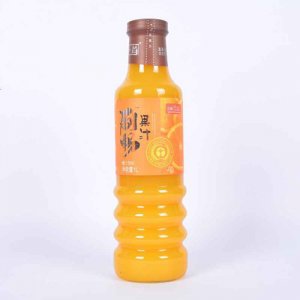 上首刷暢玻璃瓶橙汁飲料