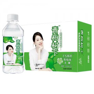 青梅樹下蘇打水飲料青梅味簡箱