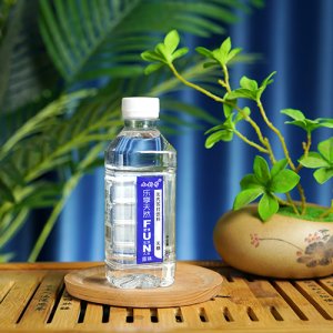 小封號(hào)樂享天然無汽蘇打飲料350ml