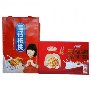 貴程高鈣核桃復(fù)合蛋白飲料禮盒裝