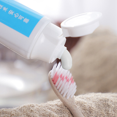 活動(dòng)款 清潔去牙漬牙膏 防蛀潔白薄荷味140g牙膏 貼牌誠(chéng)招代理OEM代加工