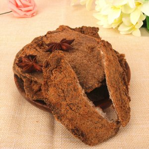 肉類(lèi)零食麻辣手撕豬肉片豬肉塊 美味豬肉干巴條豬肉塊OEM/ODM代加工
