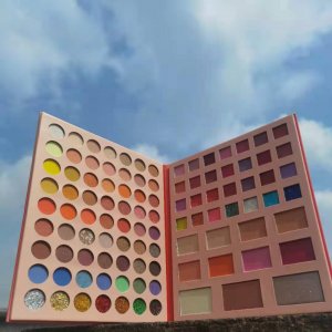 新款102色眼影OEM/ODM定制代加工