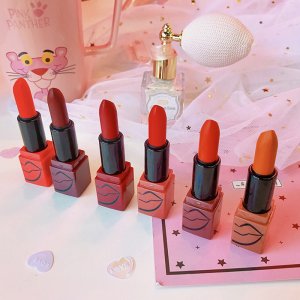 卡希爾網(wǎng)紅爆款五支裝口紅貼牌OEM/ODM