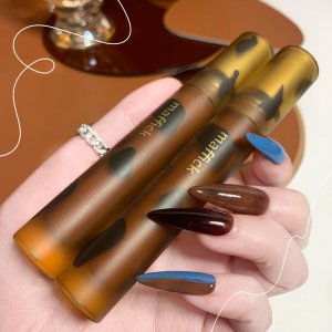 琥珀流利絲絨霧面啞光唇釉口紅代加工貼牌OEM/ODM