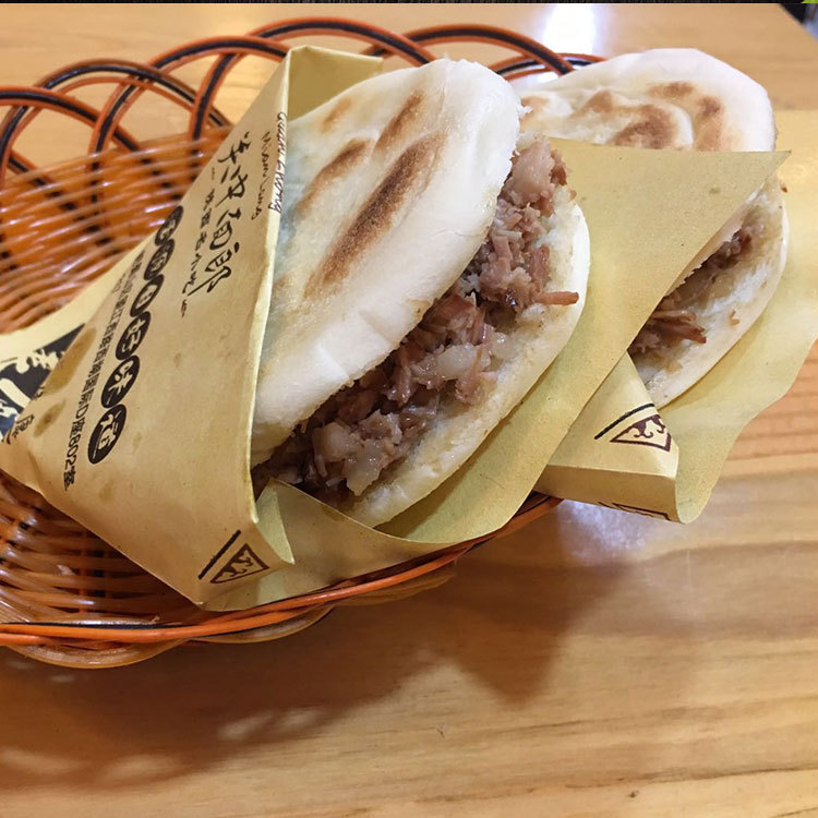 廠家批發(fā)手工白吉饃餅 臘汁肉配套陜西饃泡饃餅(不包郵)OEM代加工