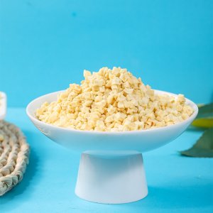 廠家直供脫水蘋果粒 蘋果丁蘋果干凍干蘋果粒散裝批發(fā)